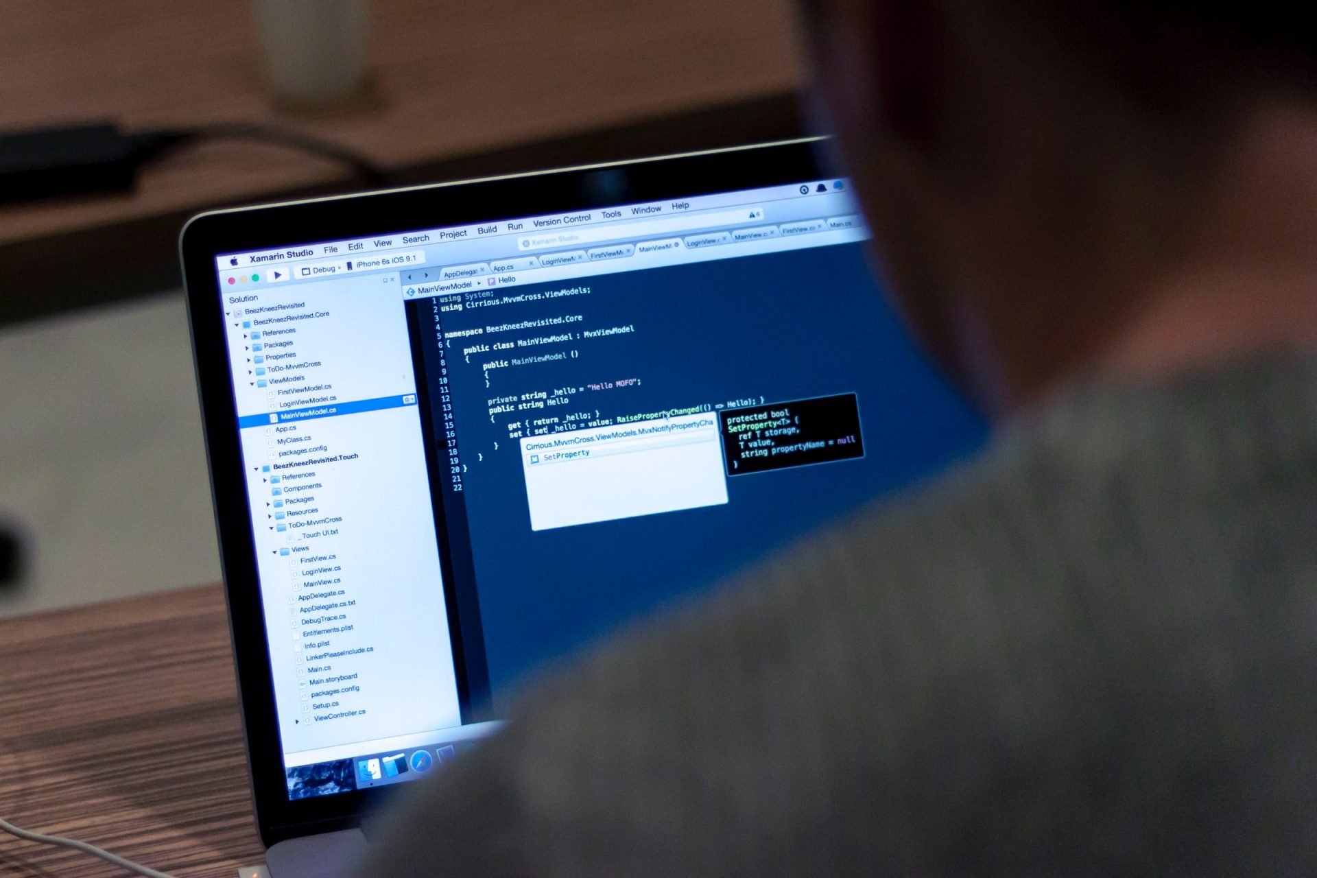 Coding vs Programming: Is There Really a Difference?
